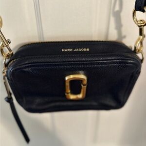 Marc Jacobs The Softshot 27 Navy Blue Pebbled Leather Crossbody